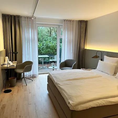 Hotel Hansens Haus Am 4*