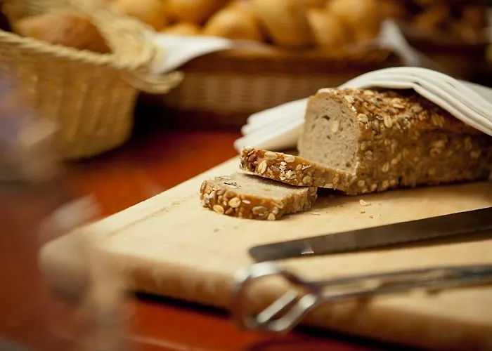 Отель Hansens Haus Am Бад-Цвишенан