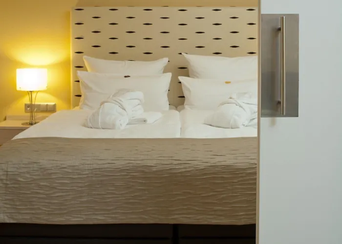 Отель Hansens Haus Am Бад-Цвишенан